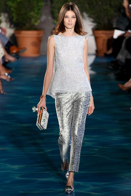 This look from Tory Burch reminds me of the book "Valley of the Dolls." Now all you need is sex kitten hair and you can easily switch out the heels for a pair of Tory's amazing flats.